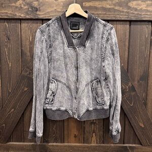Lily & Lottie acid wash bomber style jacket Women's medium